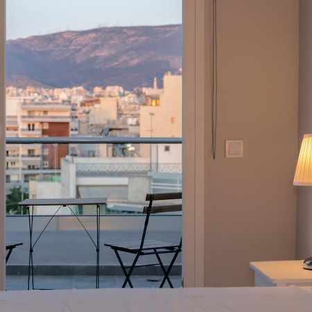 Appartamento Sunny Penthouse W/ Acropolis View Next To Metro Atene Esterno foto