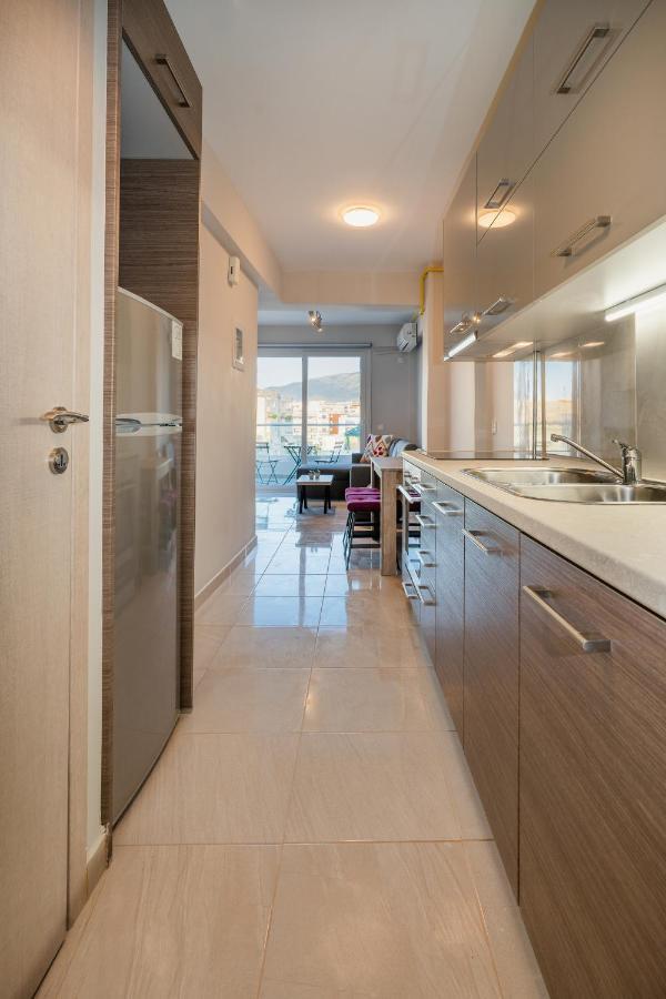 Appartamento Sunny Penthouse W/ Acropolis View Next To Metro Atene Esterno foto